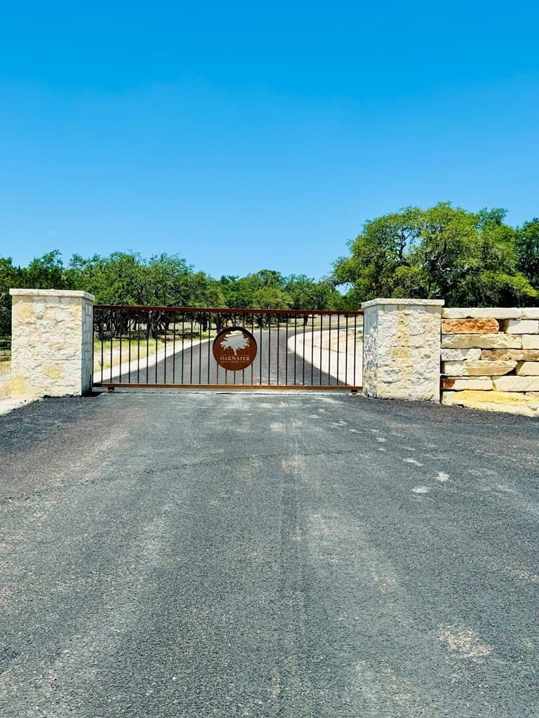 4.47 acres in Gillespie County gallery image 4