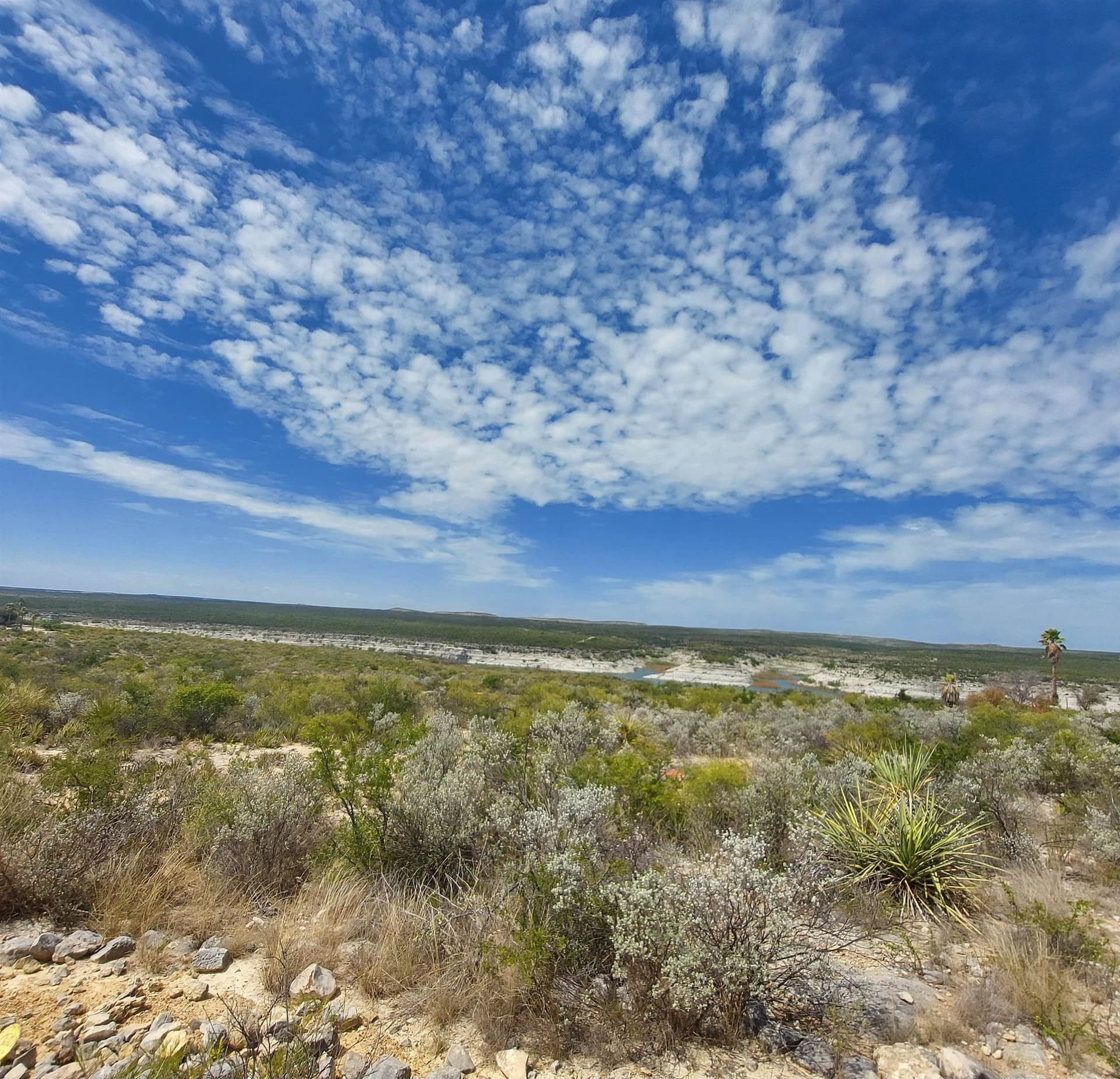 5 acres in Val Verde County
