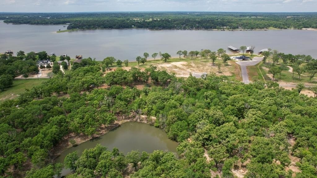 2.09 acres in Henderson County - photo 17
