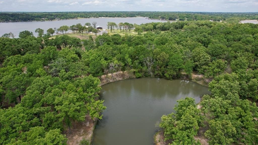 2.09 acres in Henderson County - photo 19