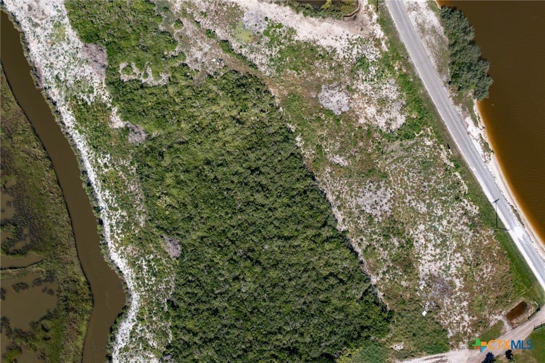 1.06 acres in Calhoun County - photo 6