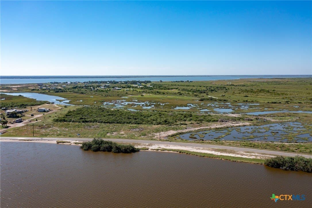 1.06 acres in Calhoun County - photo 3