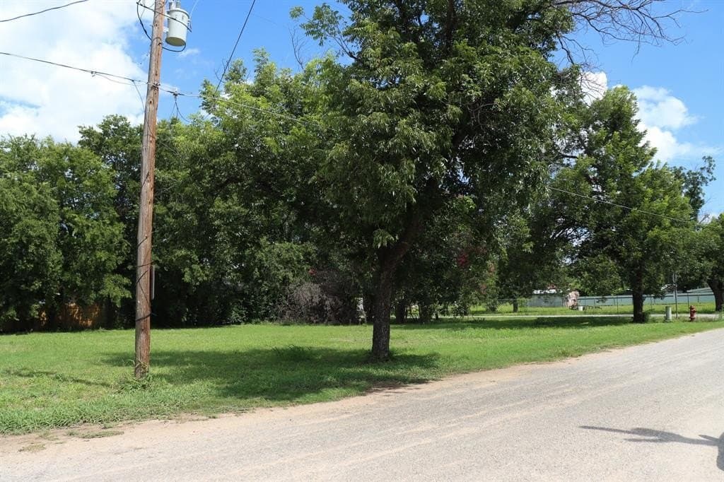 0.25 acres in San Saba County gallery image 4