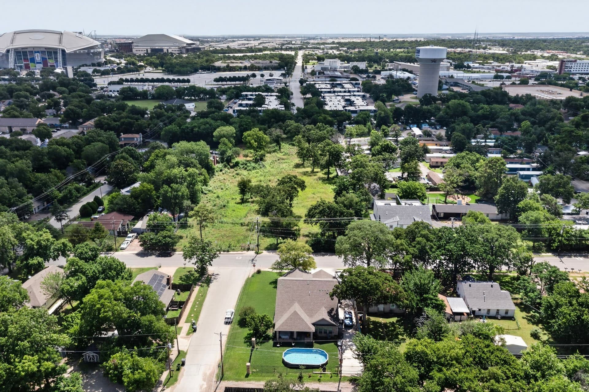 1.77 acres in Tarrant County gallery image 2