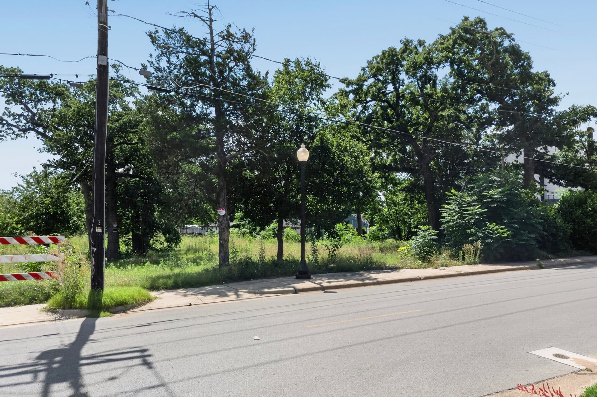 1.77 acres in Tarrant County - photo 22