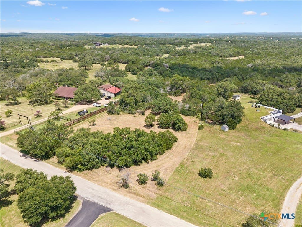 3 acres in Hays County - photo 9