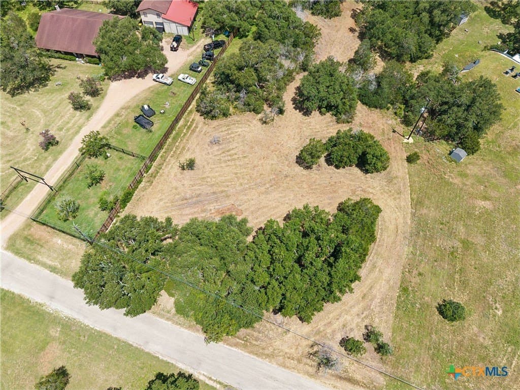 3 acres in Hays County - photo 8