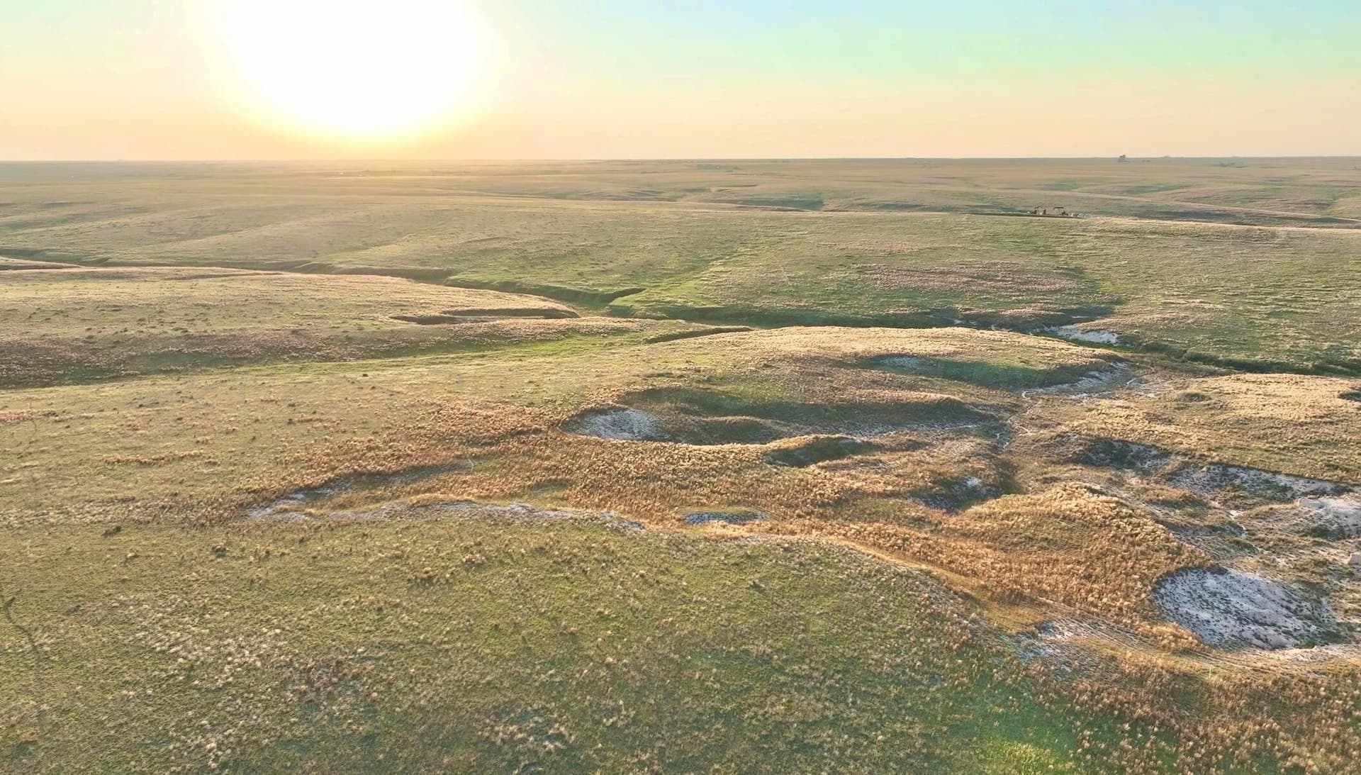 7,408.9 acres in Lipscomb County - photo 8