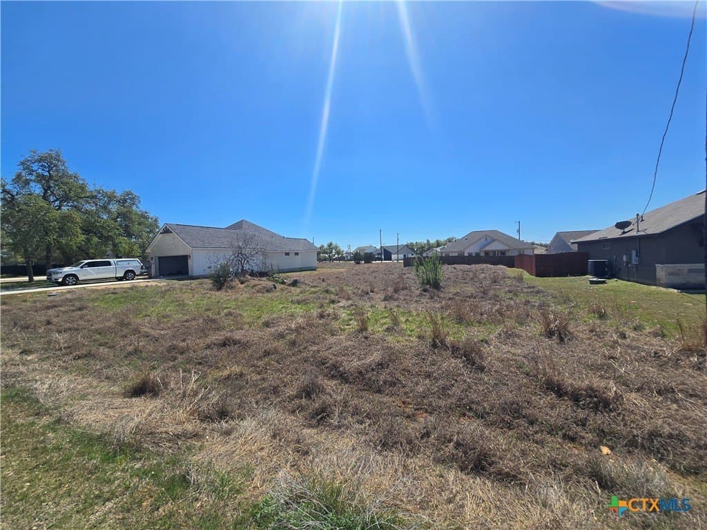 0.27 acres in Blanco County gallery image 3