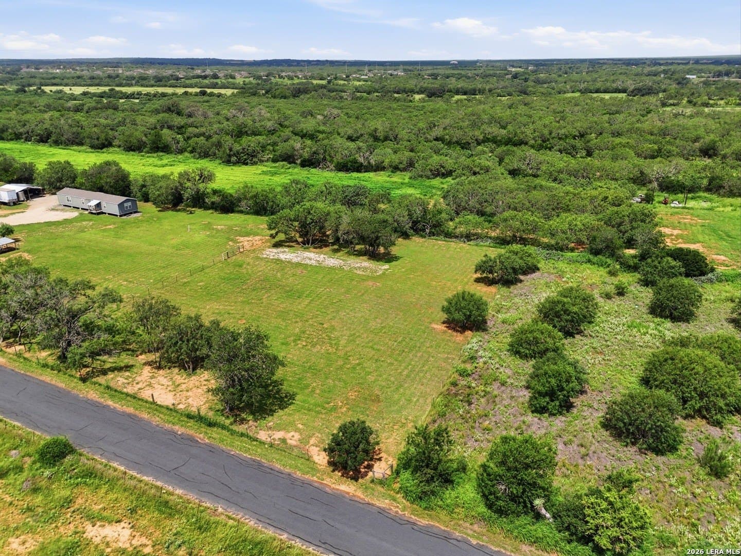 0.6 acres in Bexar County gallery image 4