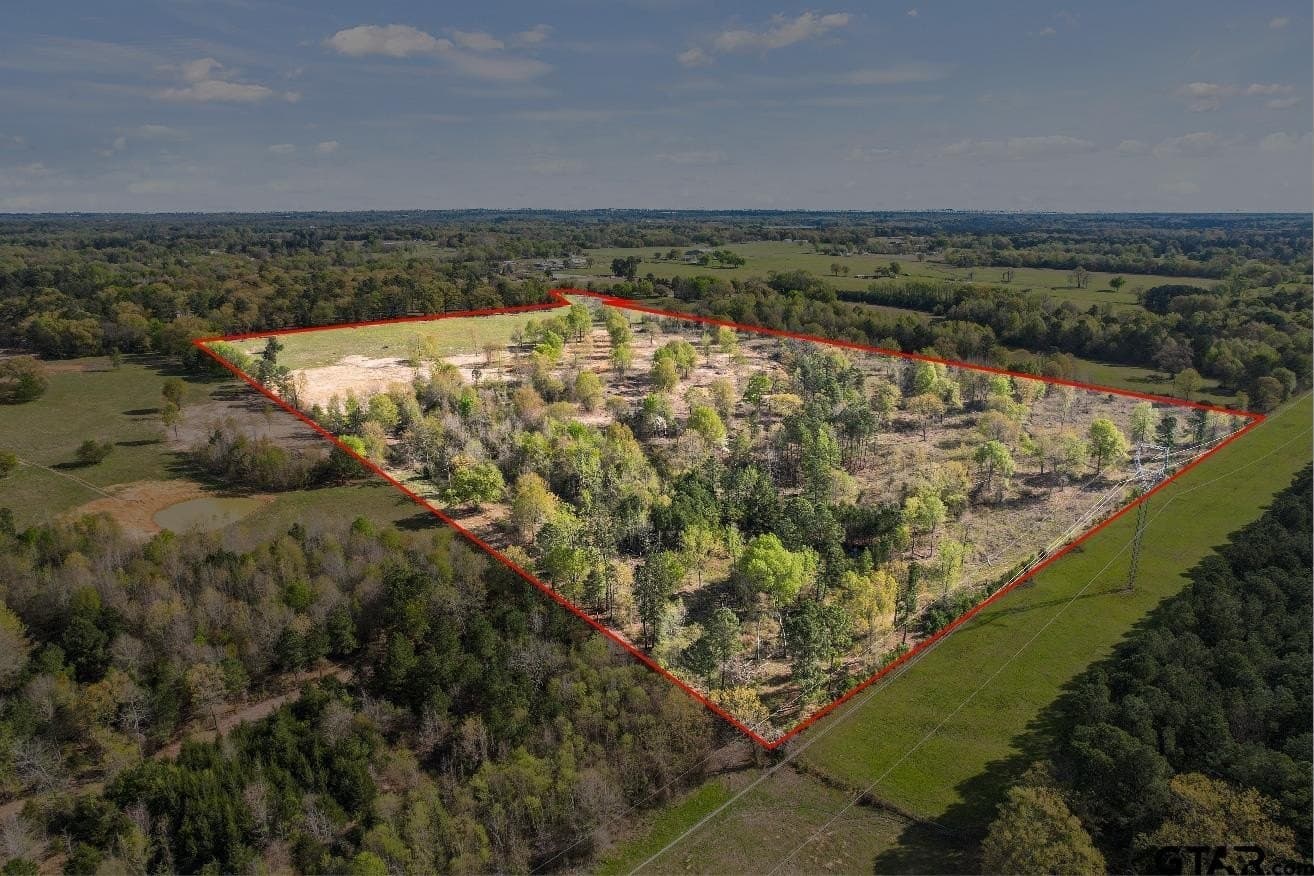 44.47 acres in Titus County