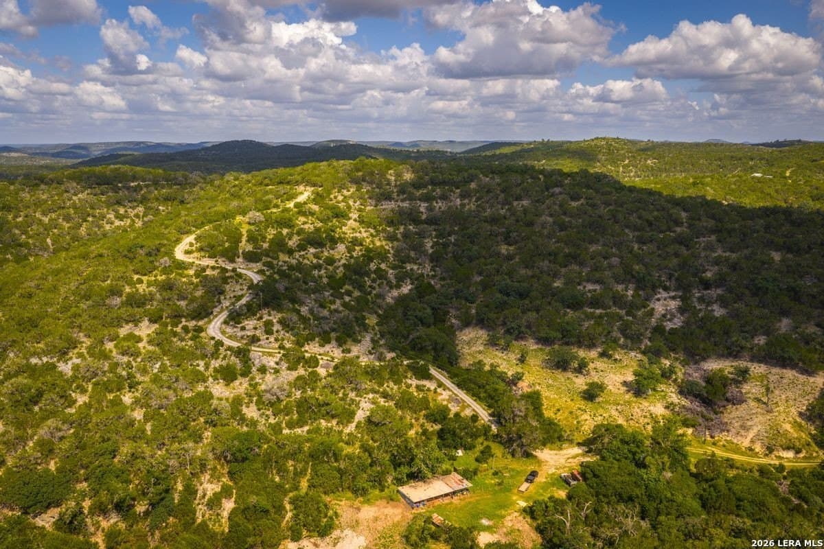 649 acres in Edwards County - photo 49