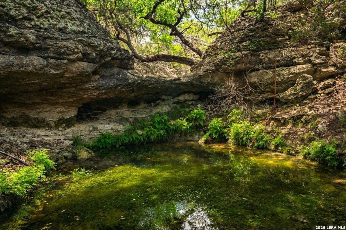 649 acres in Edwards County gallery image 3