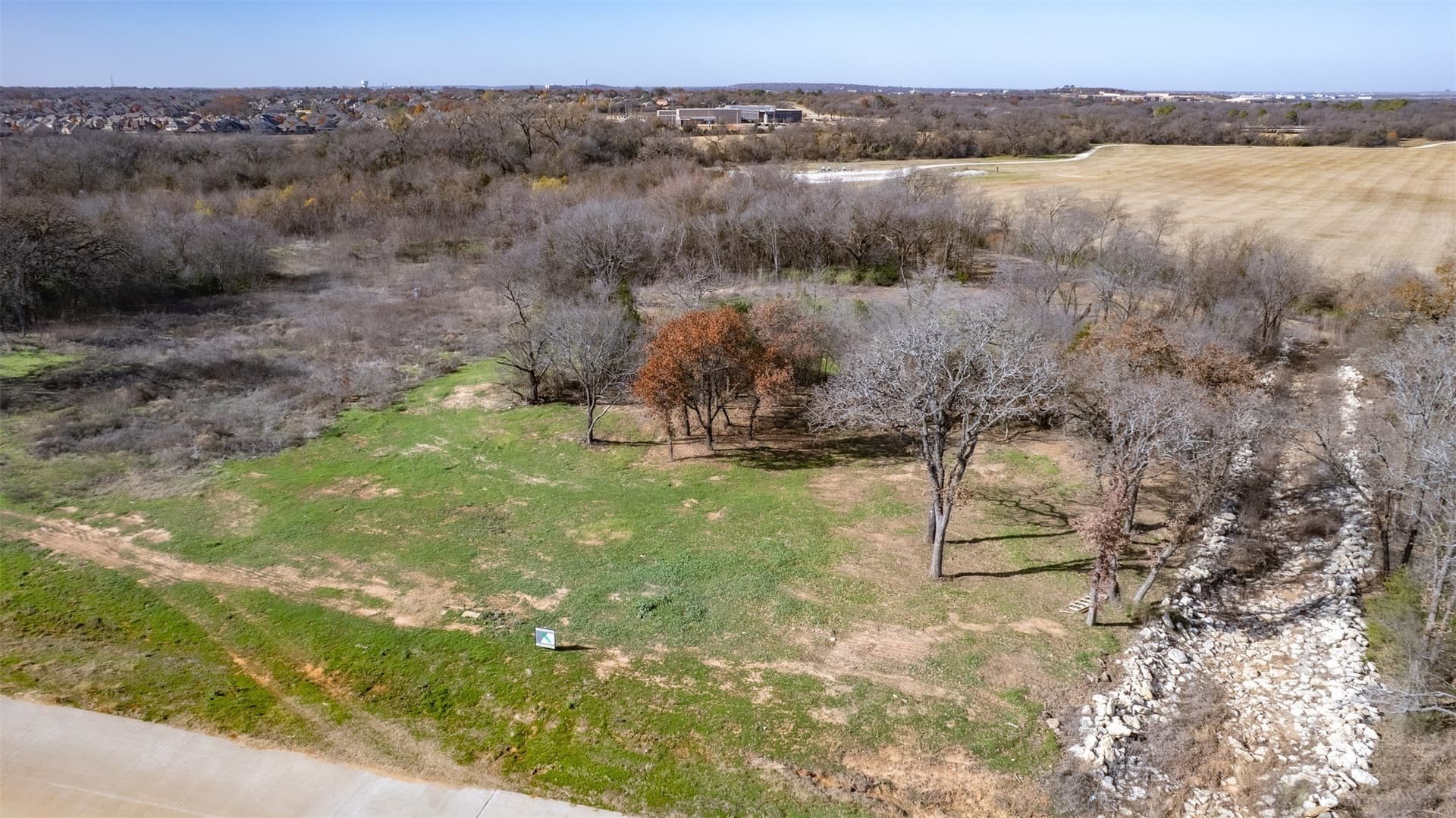 1.9 acres in Johnson County gallery image 2