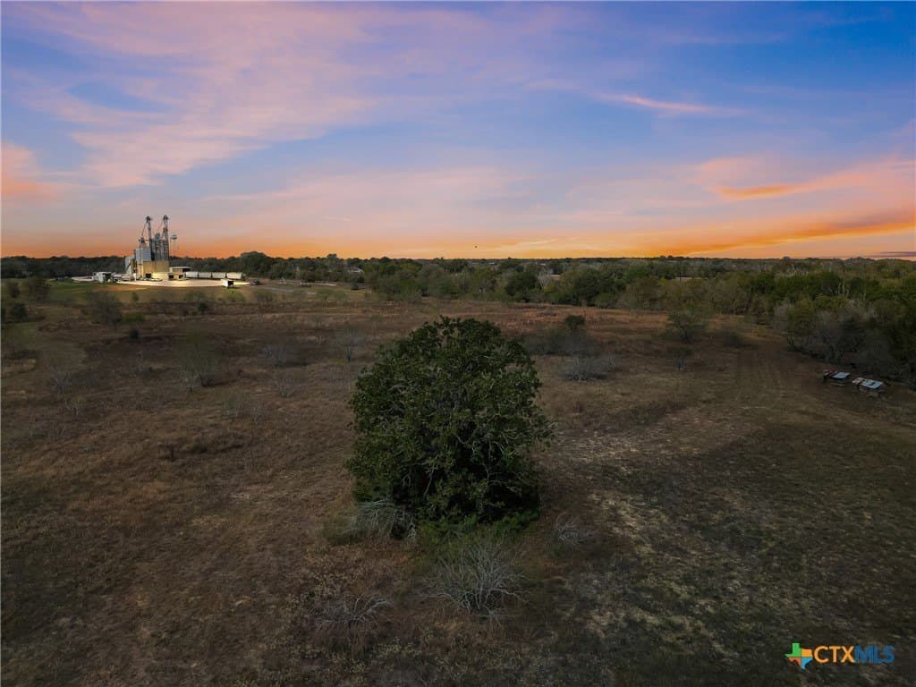 25.32 acres in Gonzales County featured view