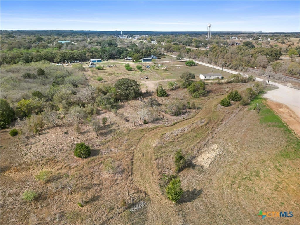 25.32 acres in Gonzales County - photo 19