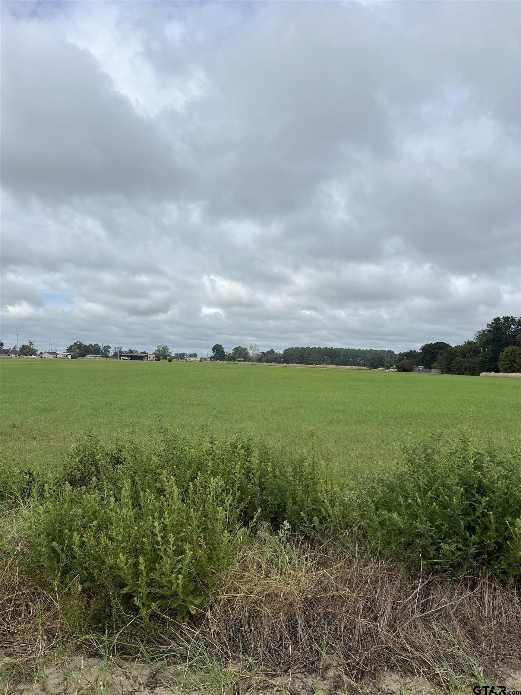 2.84 acres in Smith County - photo 2