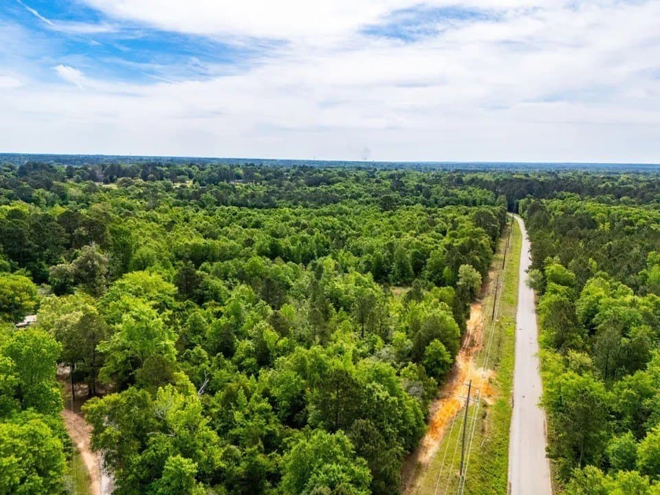10 acres in Upshur County