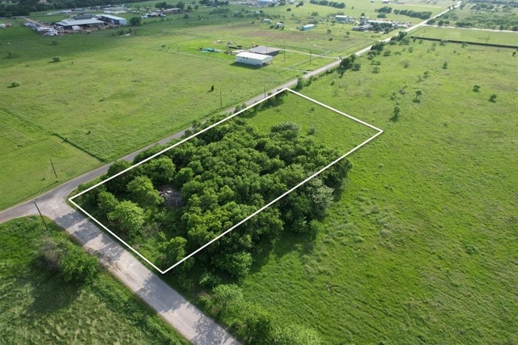 1.31 acres in Grayson County