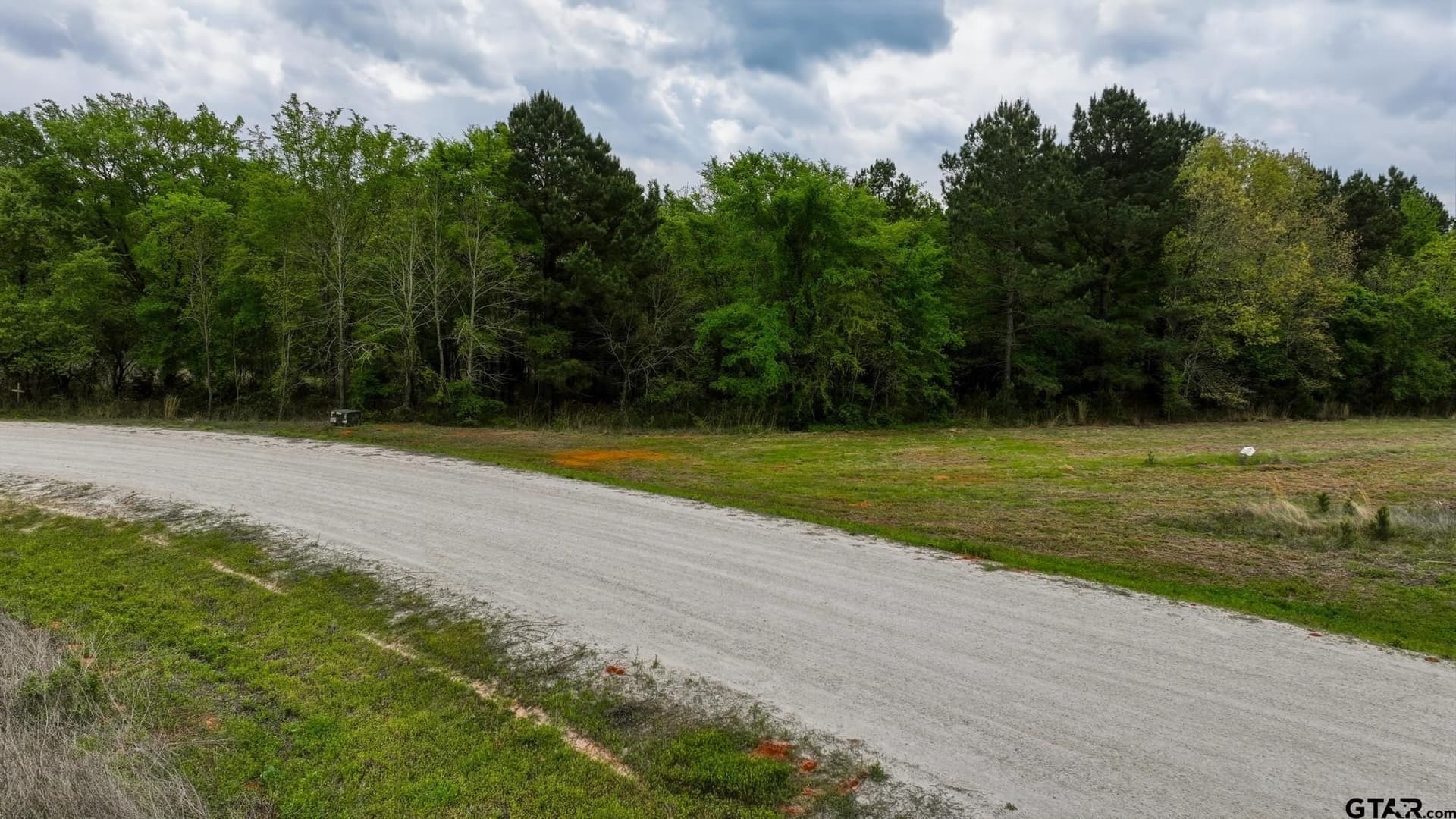 2.24 acres in Smith County gallery image 4
