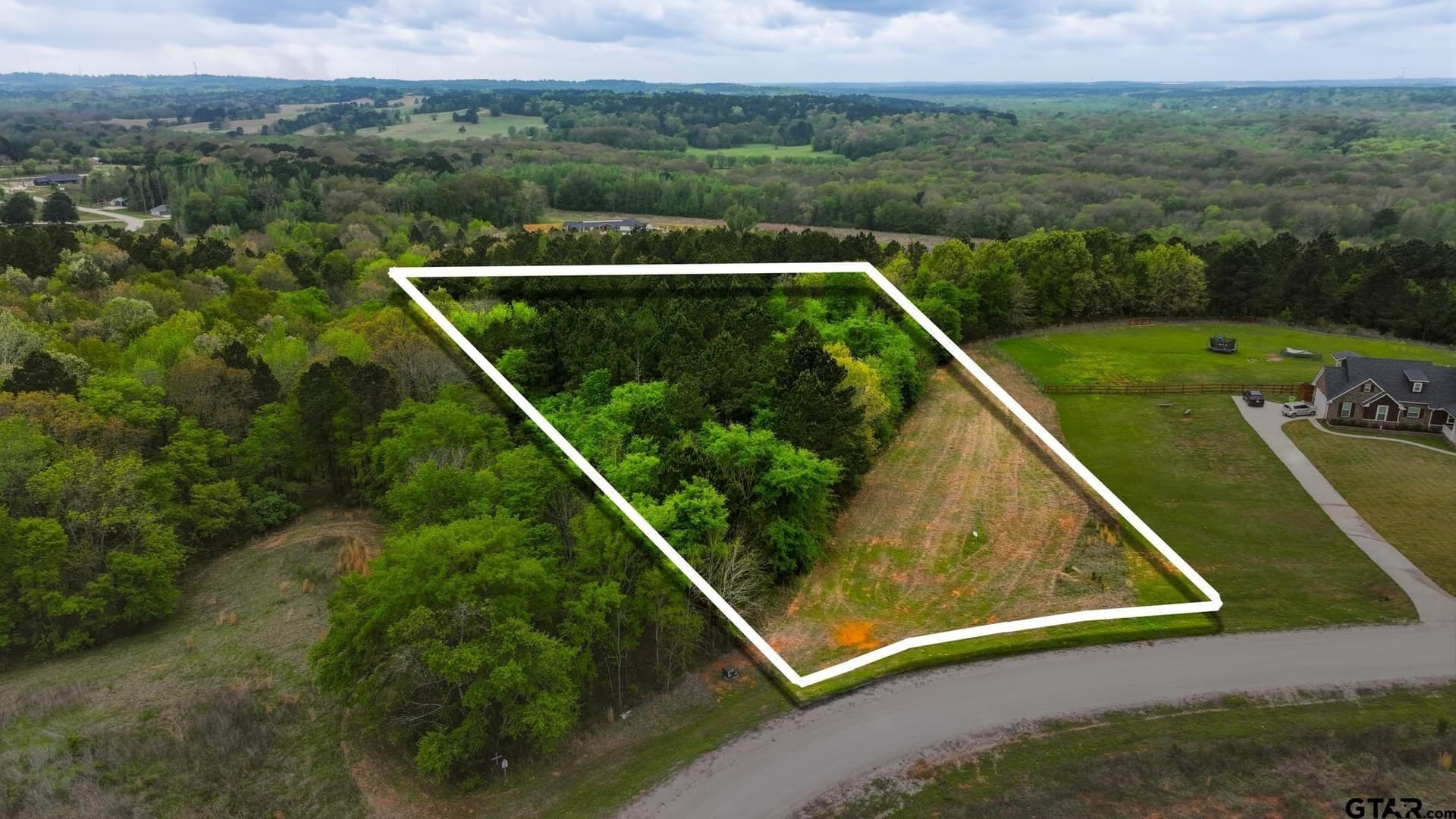 2.24 acres in Smith County
