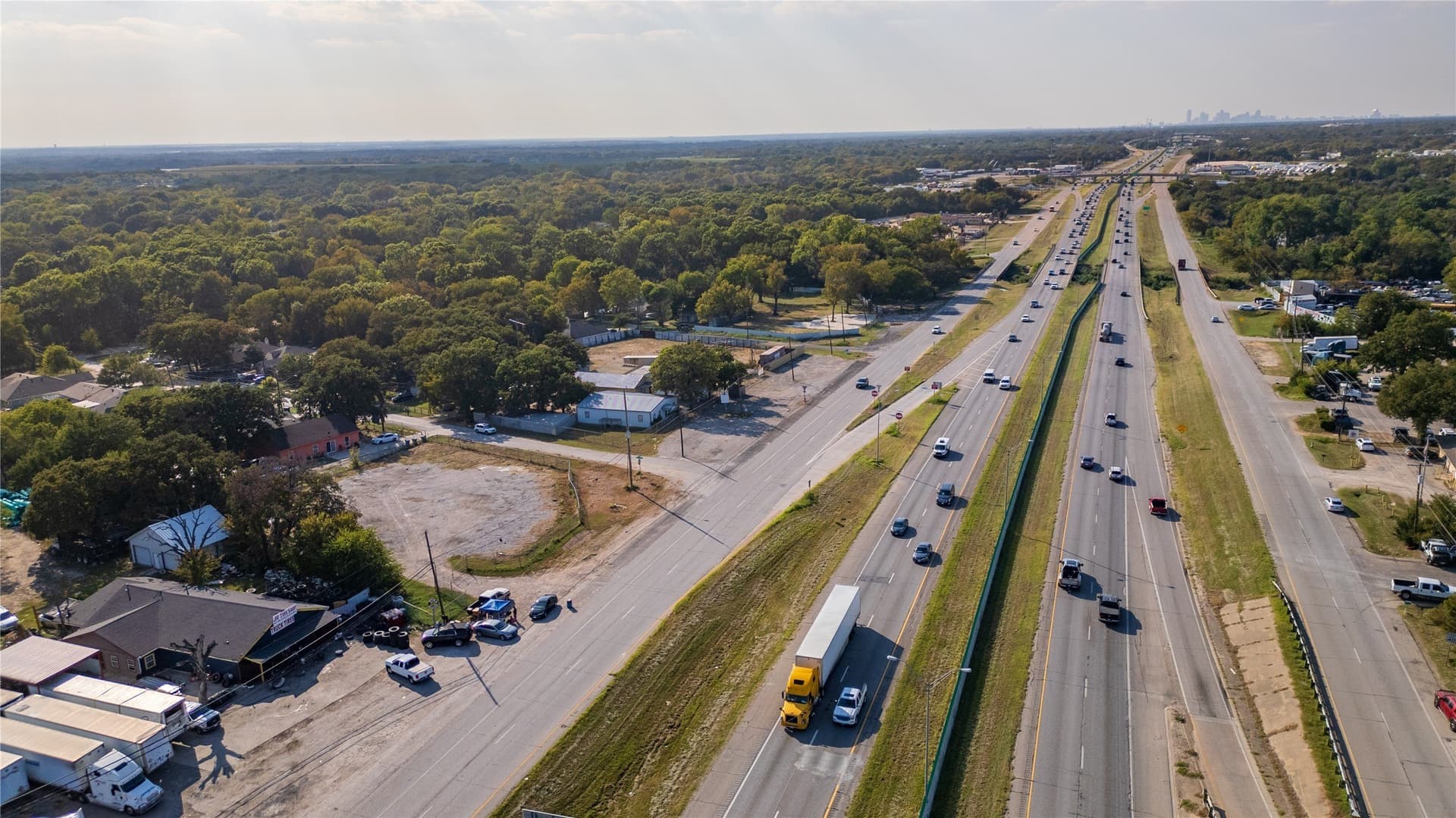 0.58 acres in Dallas County - photo 2