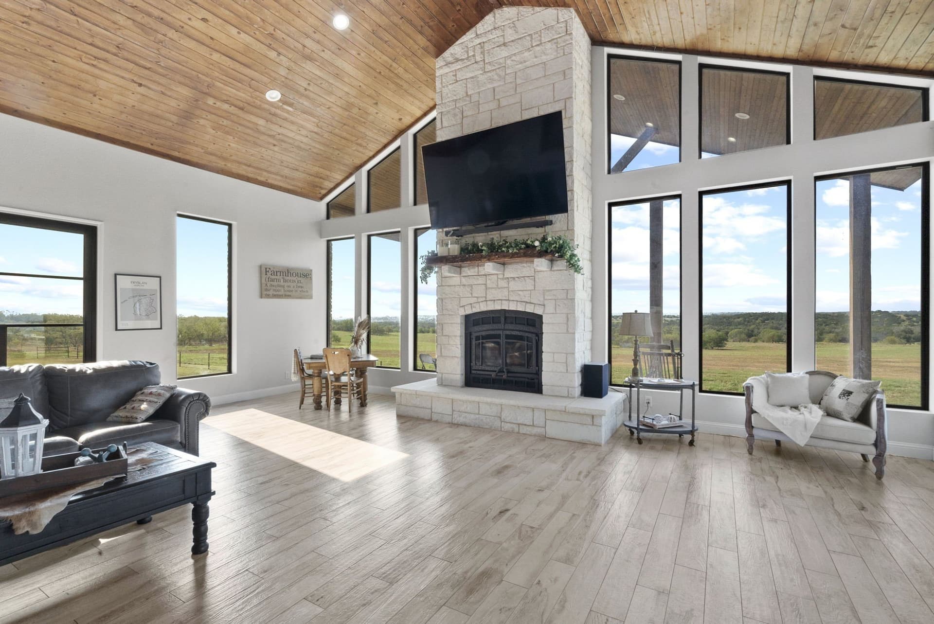 304.63 acres in Erath County gallery image 3