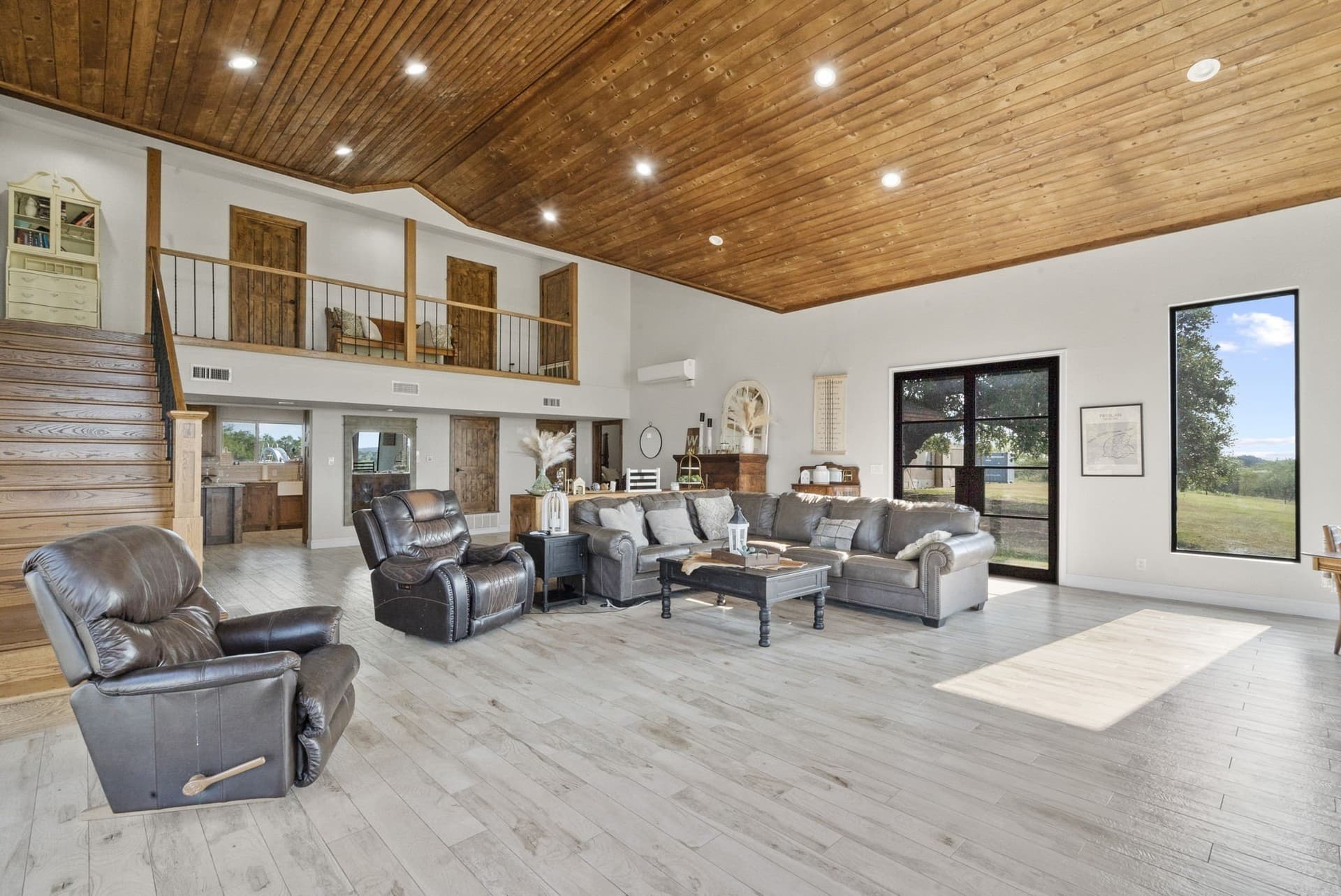 304.63 acres in Erath County featured view