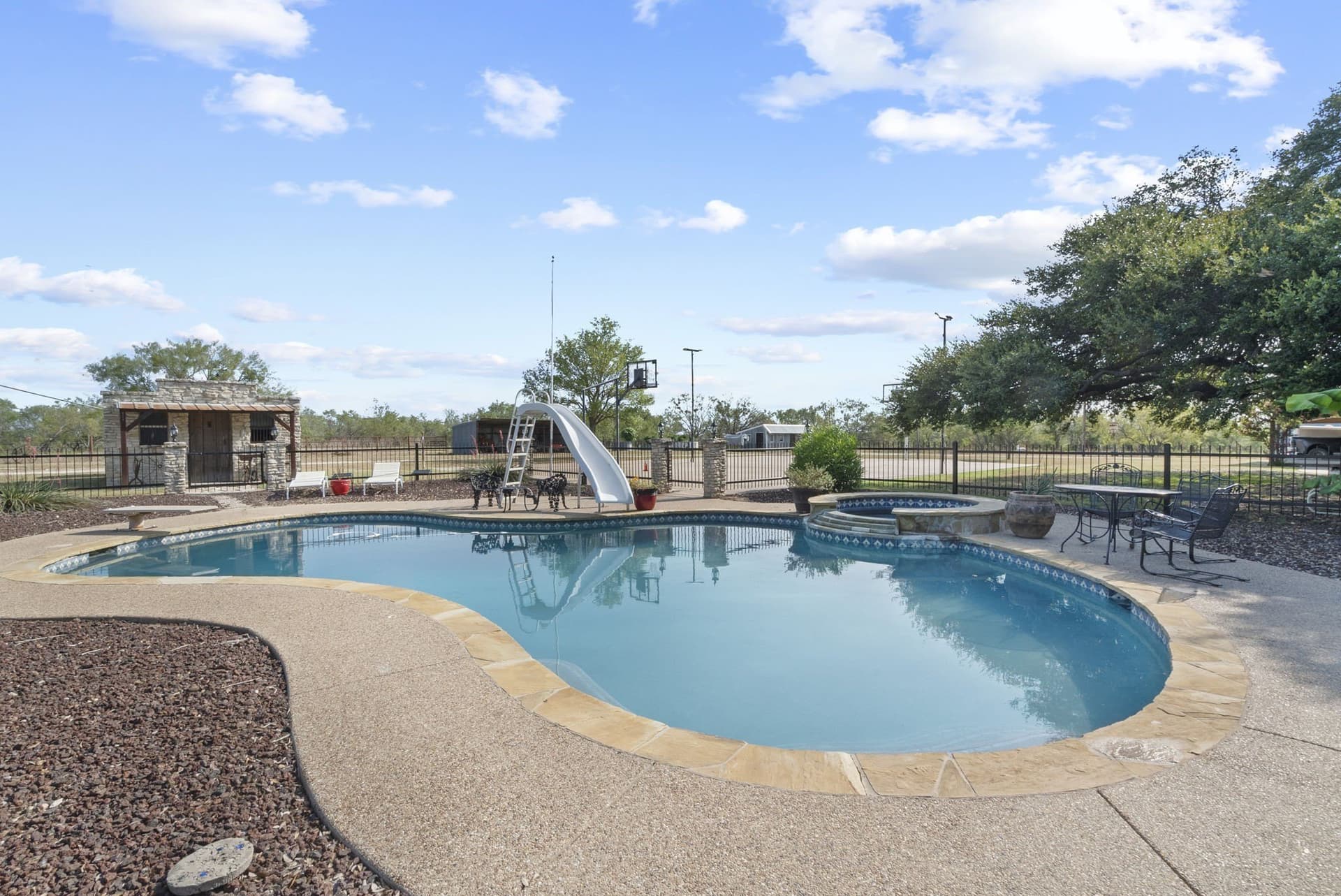 304.63 acres in Erath County - photo 11