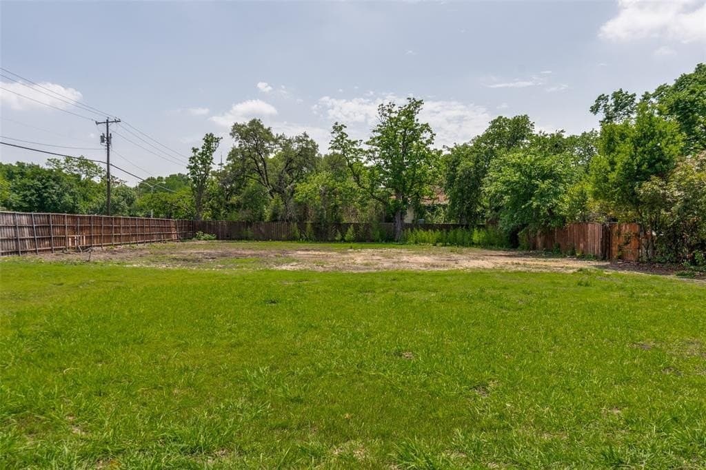 0.53 acres in Dallas County gallery image 2