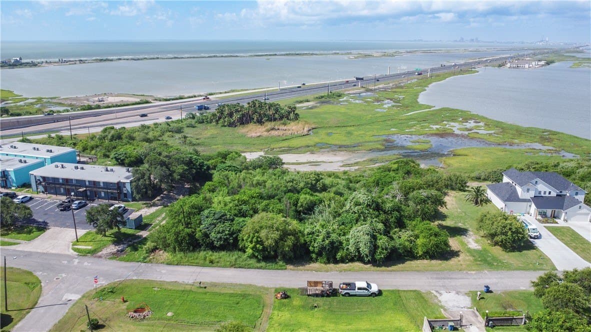 0.77 acres in San Patricio County - photo 10
