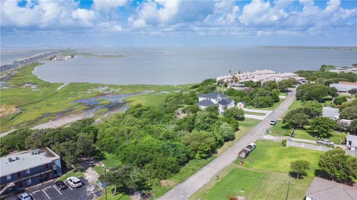 0.77 acres in San Patricio County - photo 6