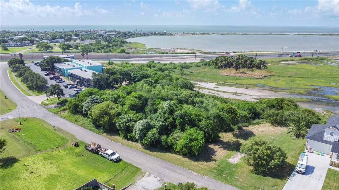 0.77 acres in San Patricio County - photo 9
