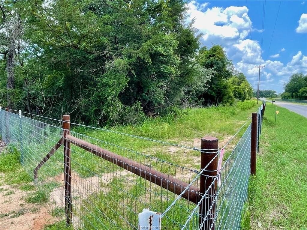 1.72 acres in Leon County - photo 12