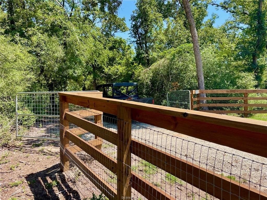 1.72 acres in Leon County featured view