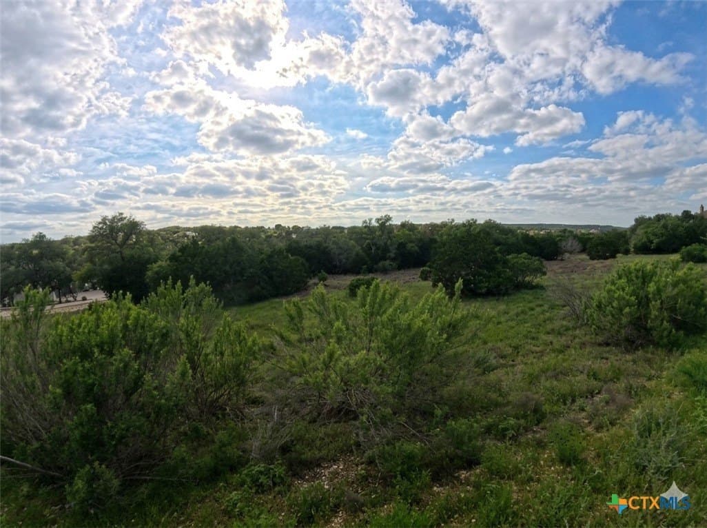 1.01 acres in Comal County