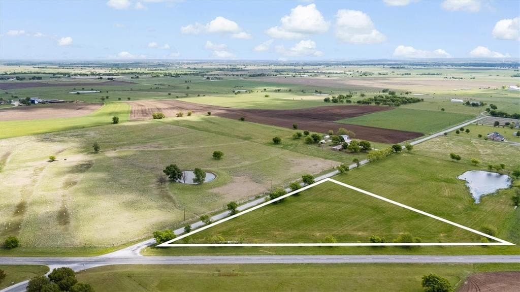 3.95 acres in Cooke County gallery image 2