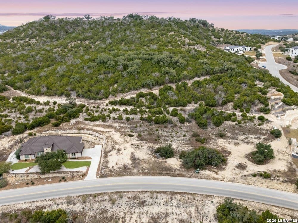 0.95 acres in Bexar County gallery image 4