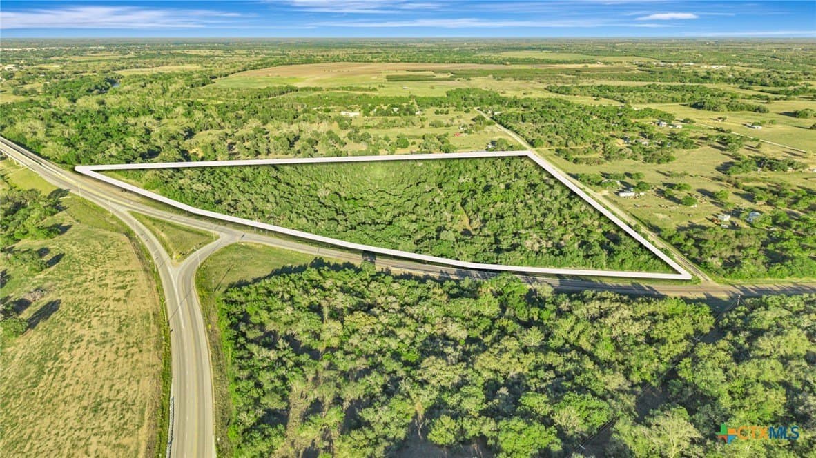 156.79 acres in DeWitt County featured view