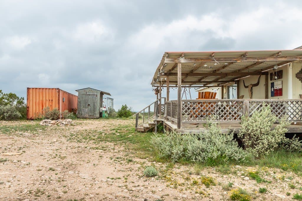 275 acres in Val Verde County - photo 7