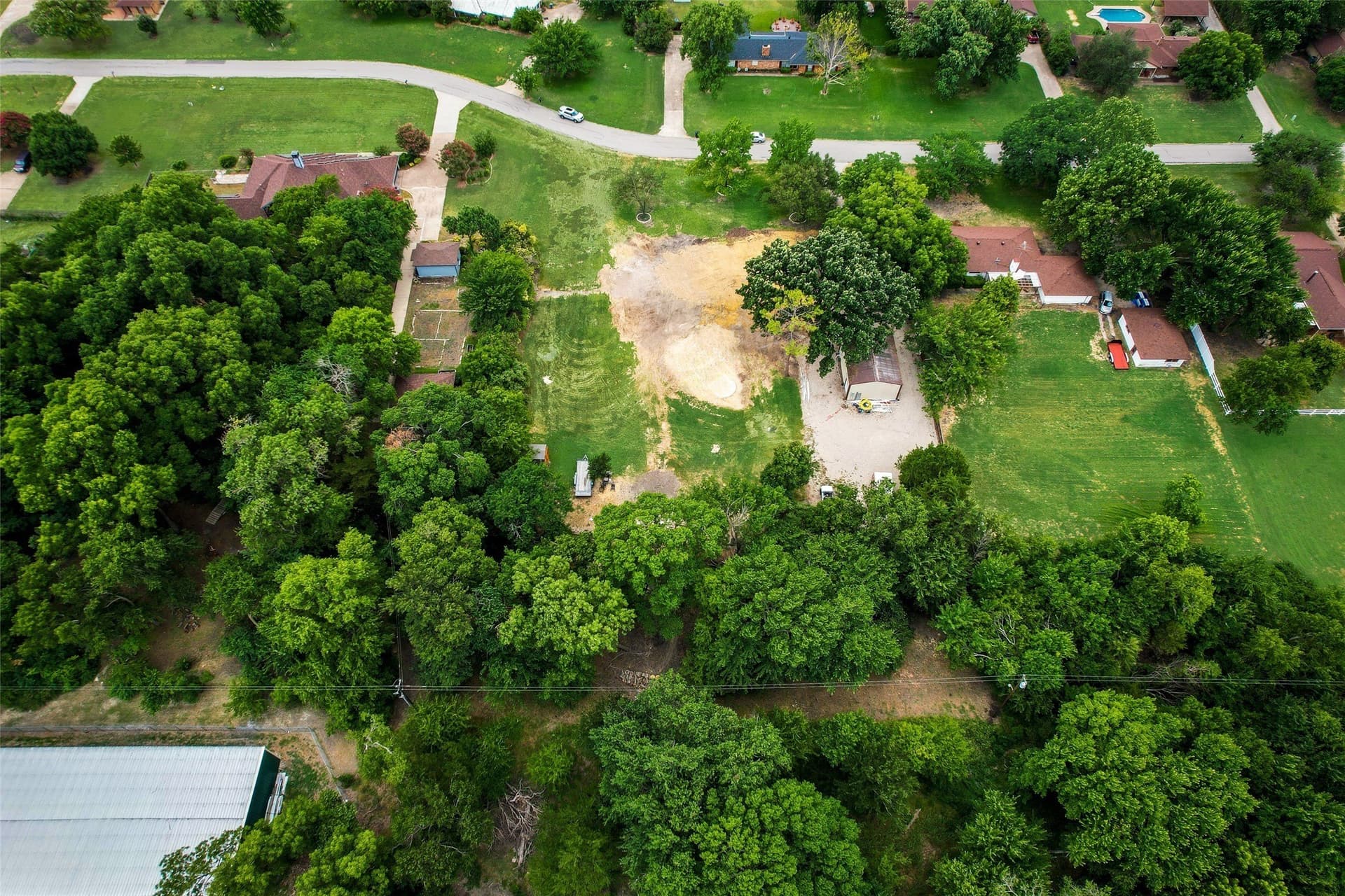 1.7 acres in Collin County gallery image 2