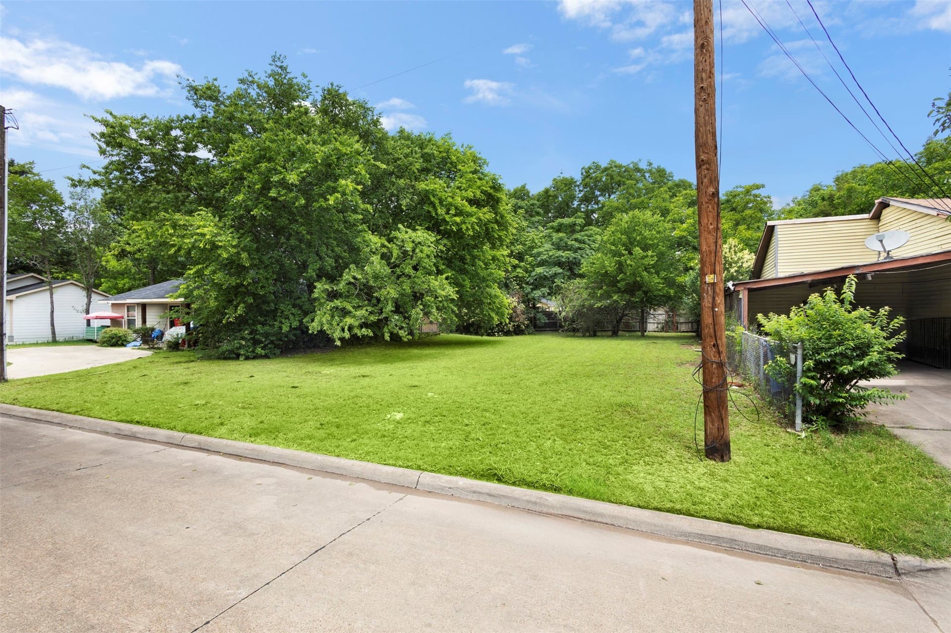 0.13 acres in Ellis County gallery image 3