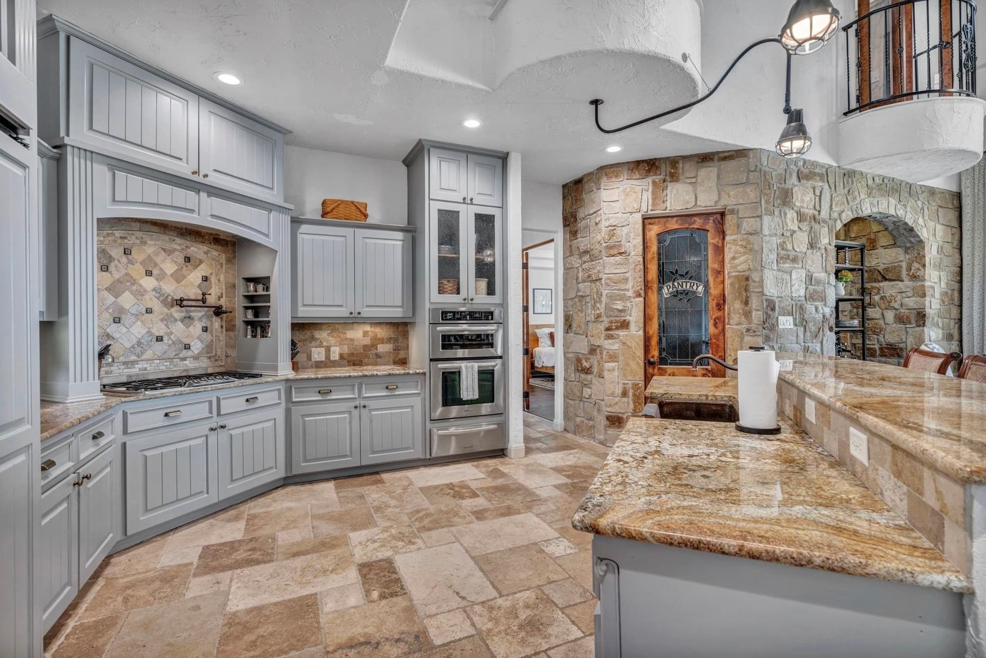 10.03 acres in Comal County - photo 9