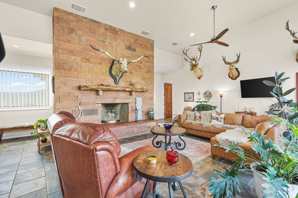 15 acres in Jeff Davis County gallery image 4