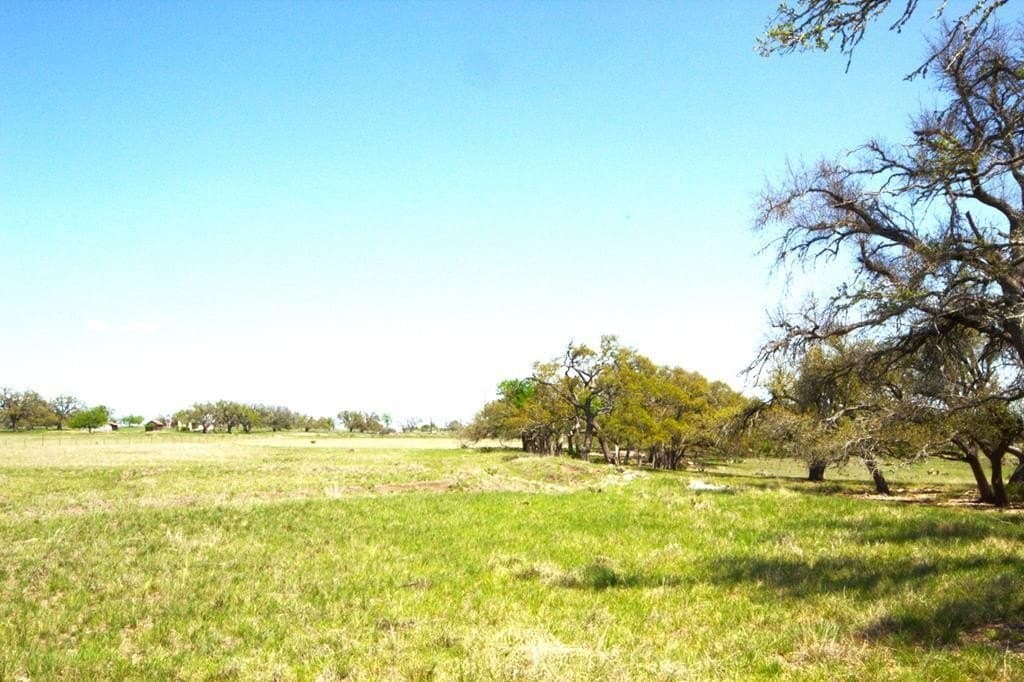17.85 acres in Gillespie County