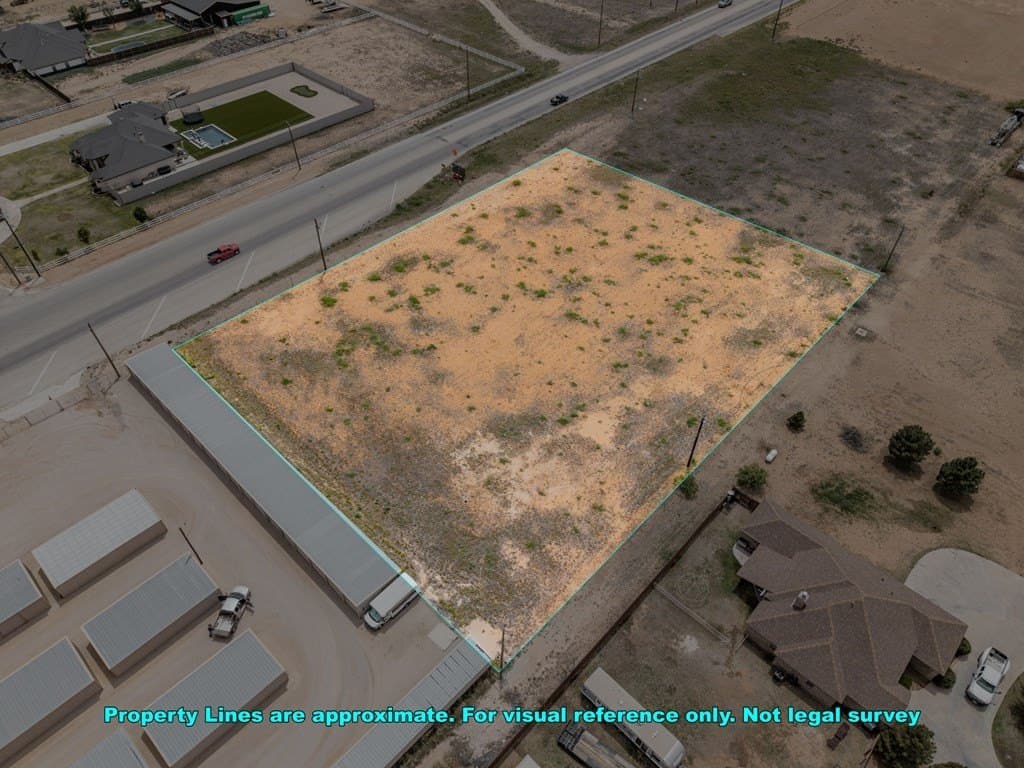 1.7 acres in Midland County gallery image 4