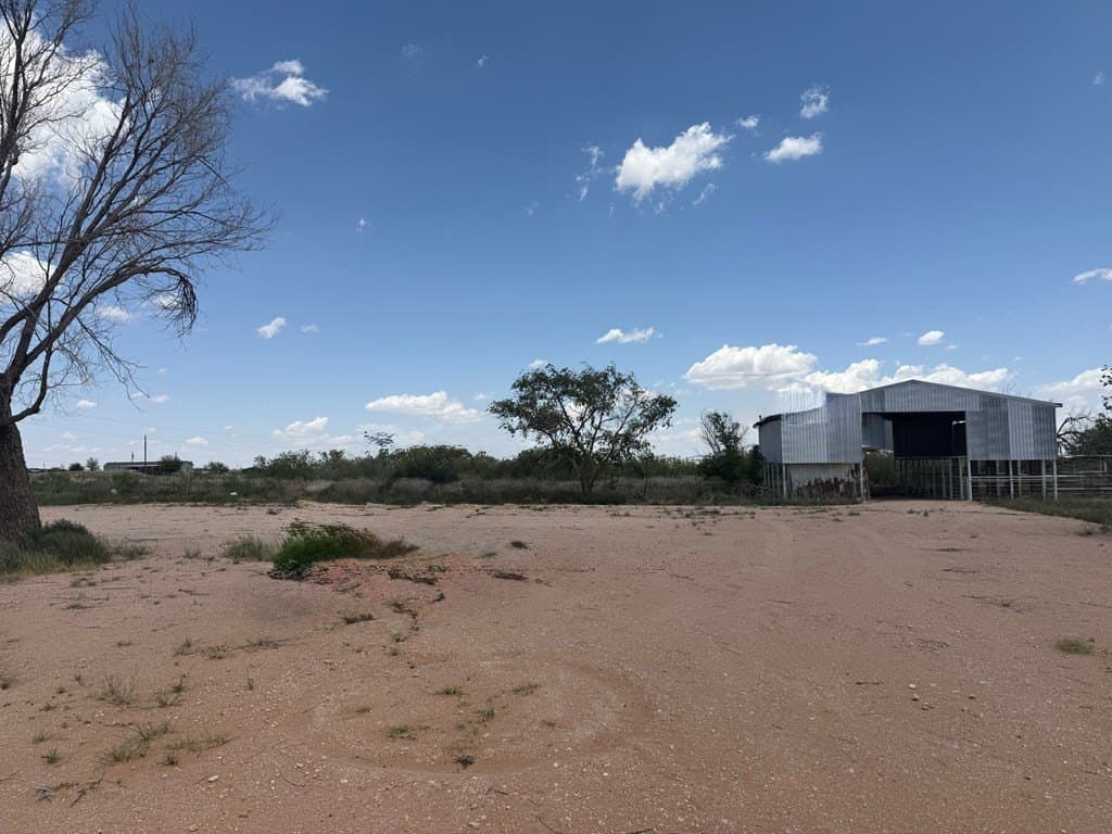 2.65 acres in Midland County gallery image 4