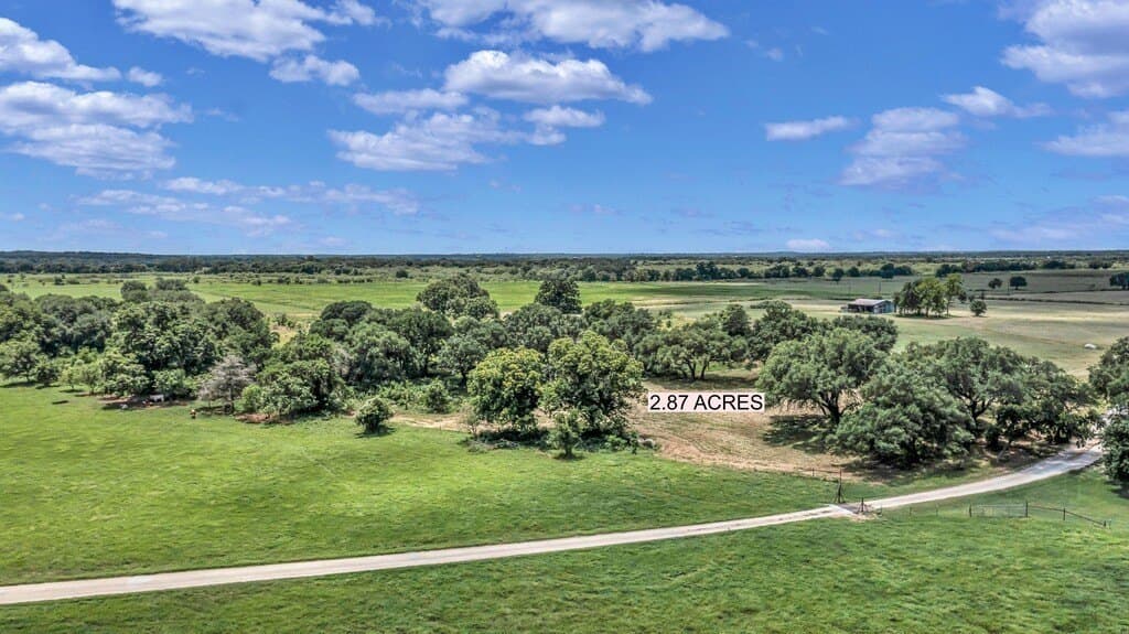 2.87 acres in Bosque County