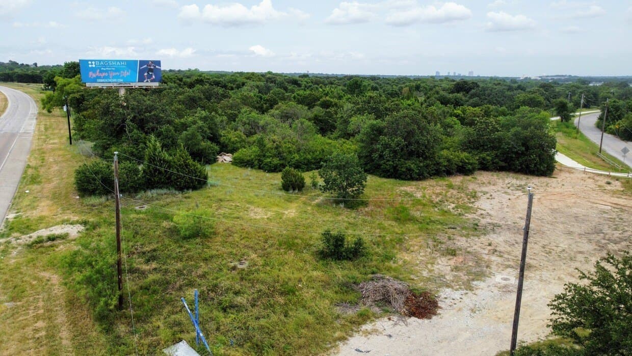 2.13 acres in Tarrant County