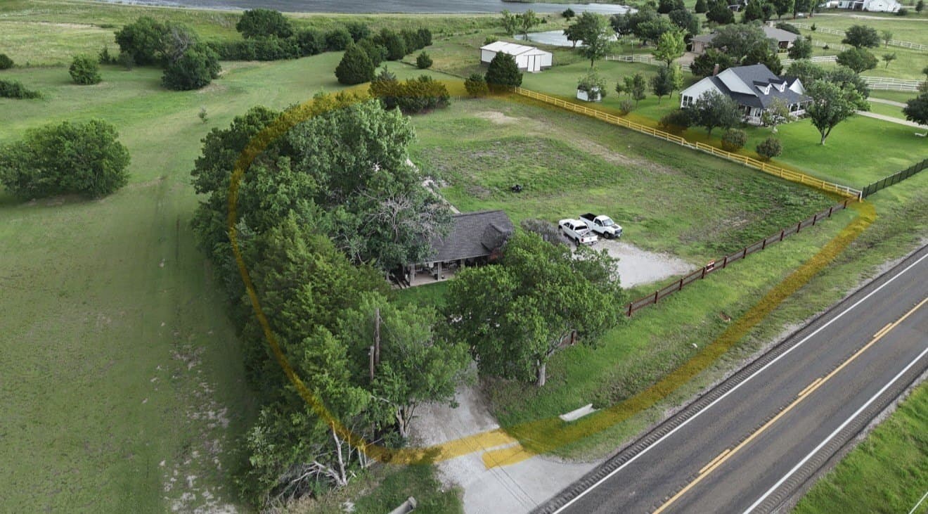 1.28 acres in Rockwall County gallery image 4